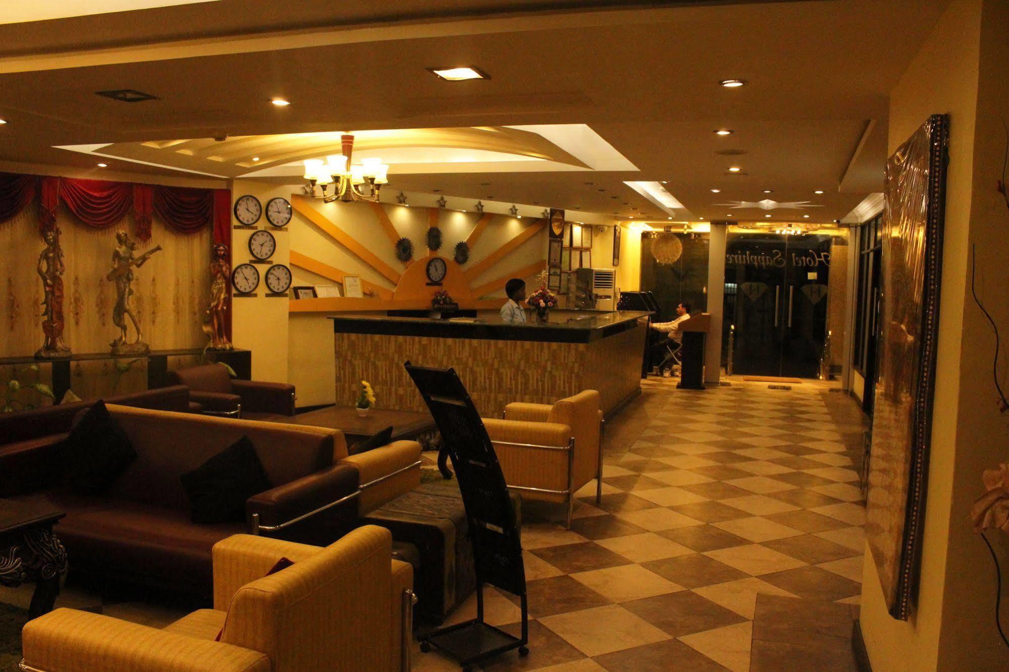 Hotel Sapphire Dar es Salaam Exteriör bild