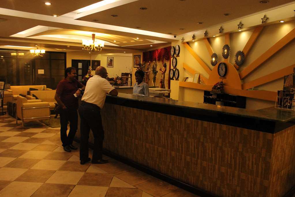 Hotel Sapphire Dar es Salaam Rum bild