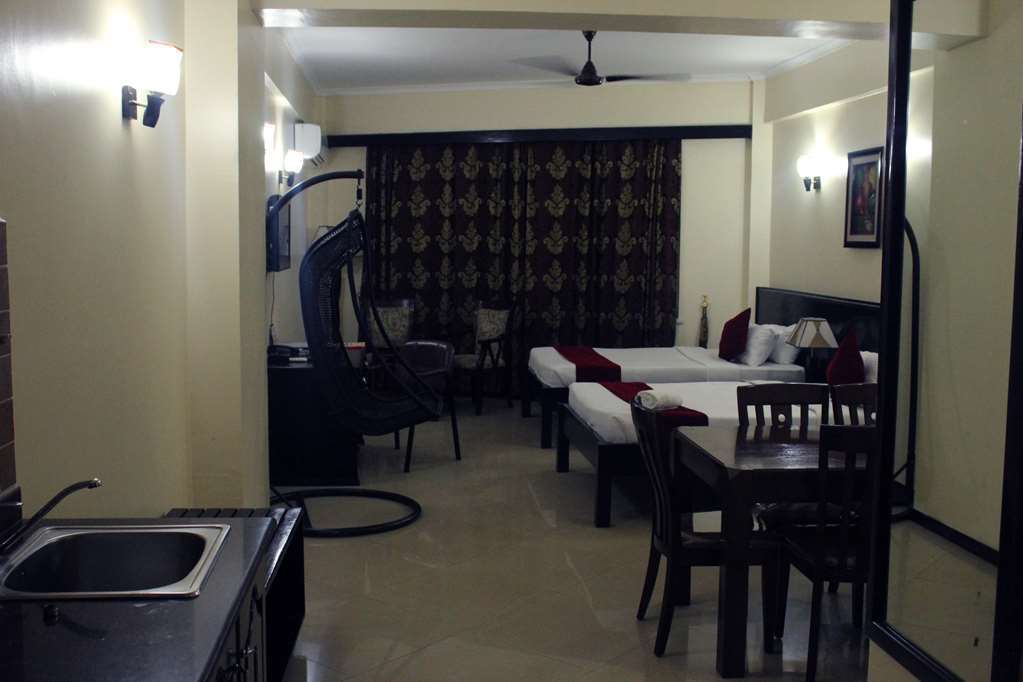Hotel Sapphire Dar es Salaam Rum bild