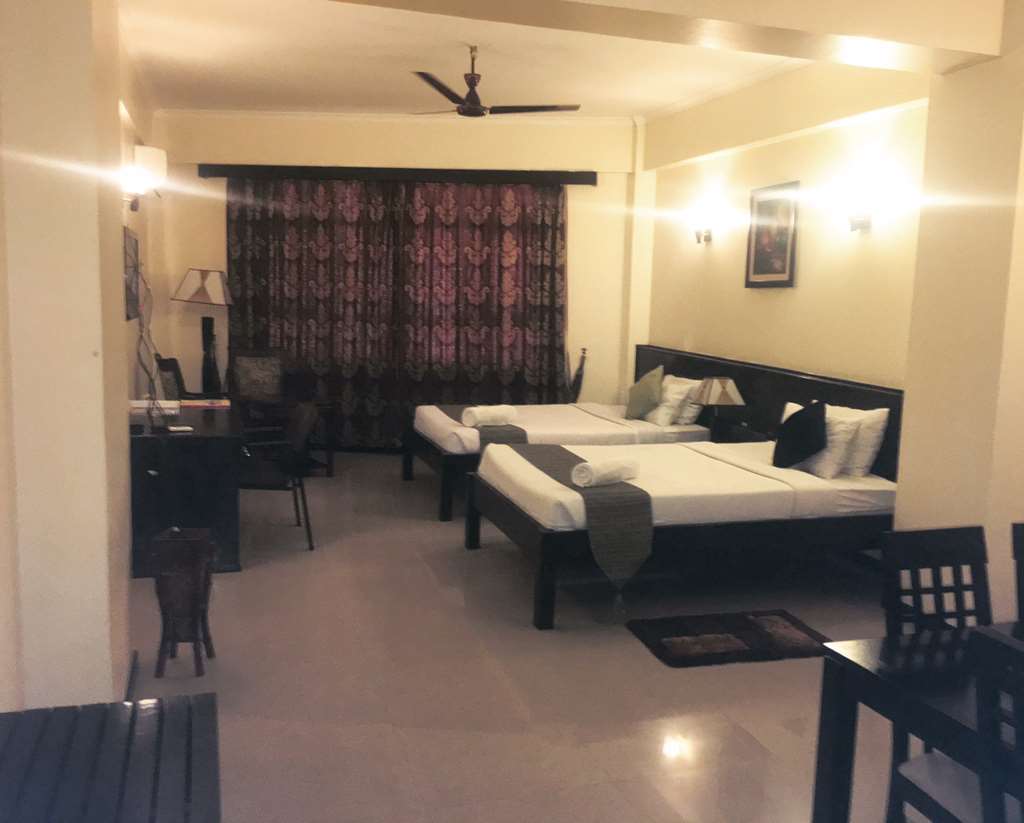 Hotel Sapphire Dar es Salaam Rum bild