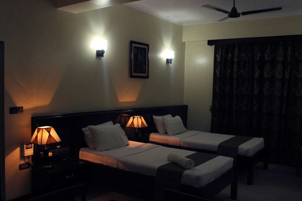 Hotel Sapphire Dar es Salaam Rum bild